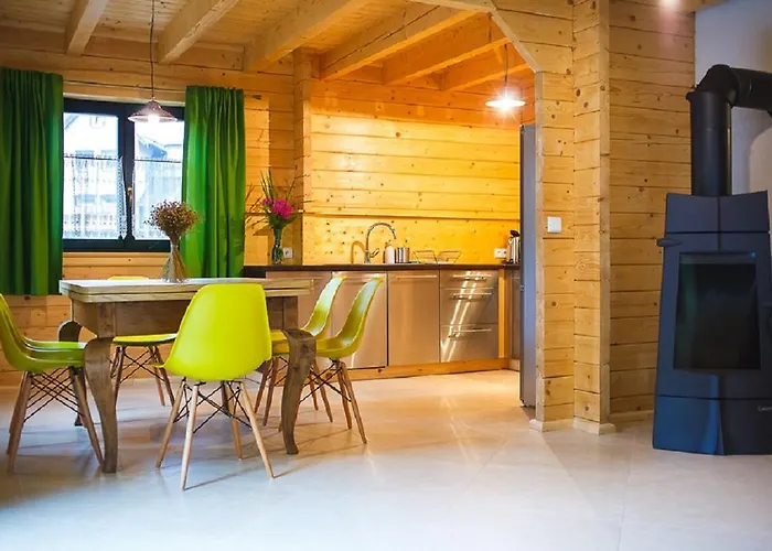 Semesterbostad Dom Bratek