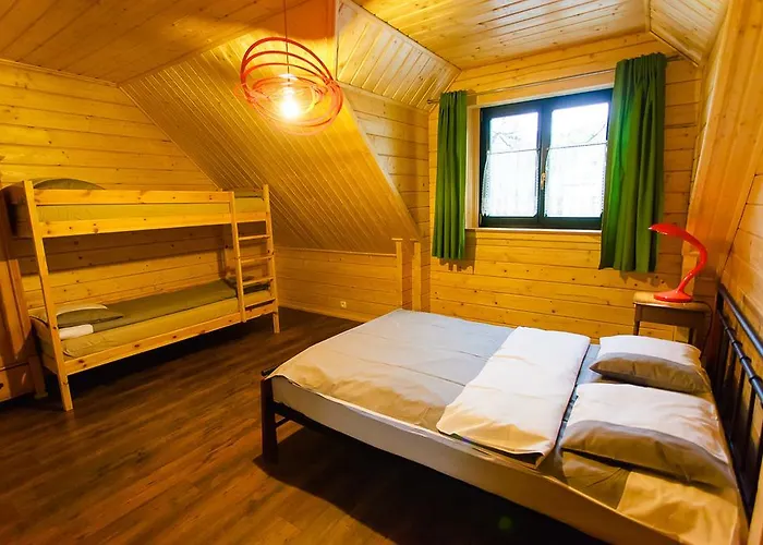 Semesterbostad Dom Bratek *